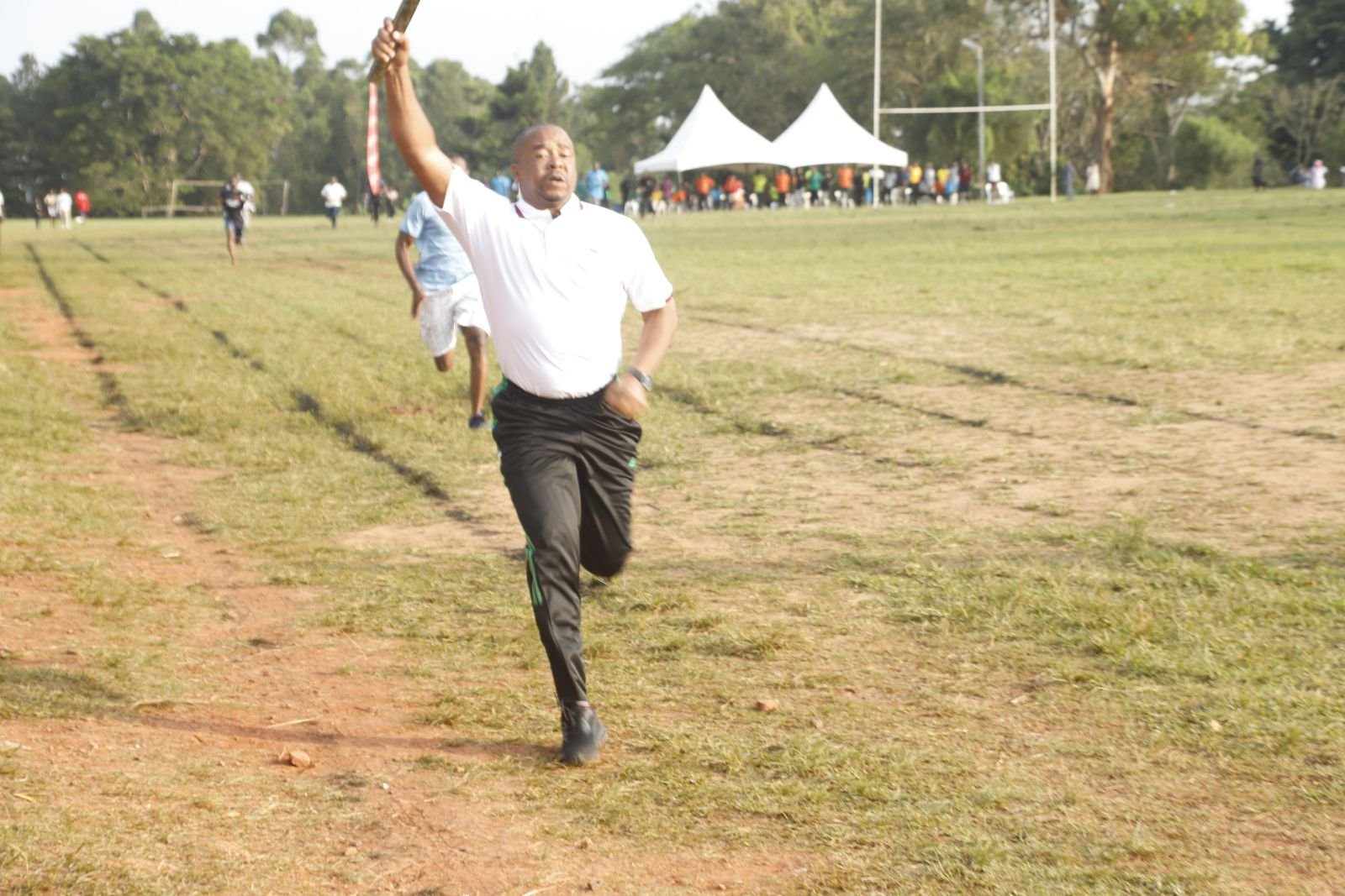 The Deputy Headmaster in full stride — staff race